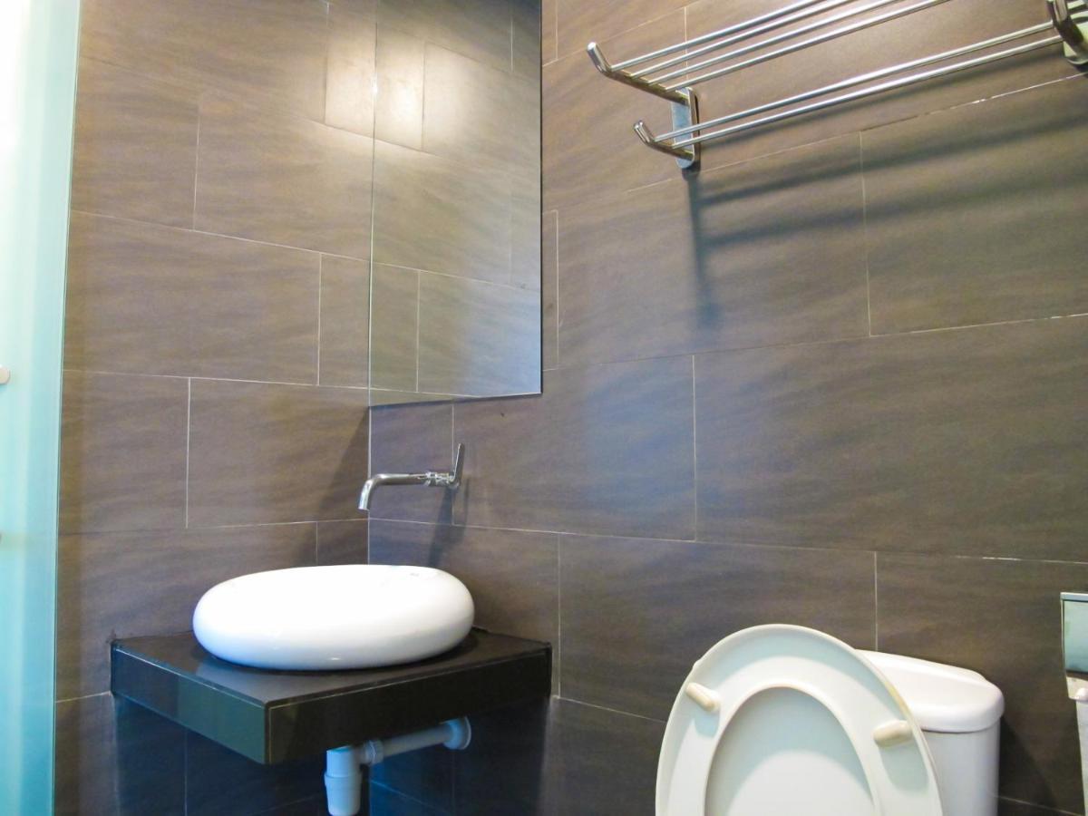 Classical Boutique Hotel Puchong Bagian luar foto