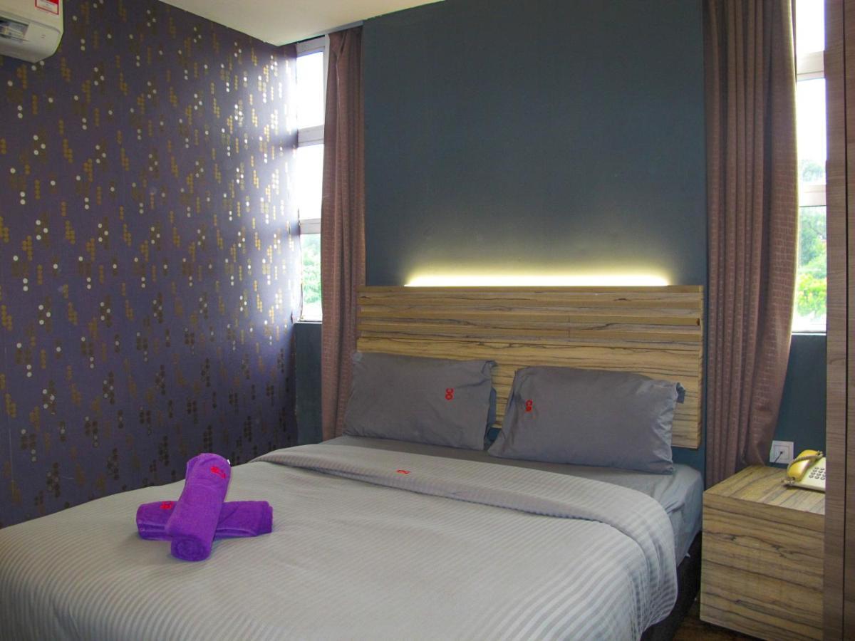 Classical Boutique Hotel Puchong Bagian luar foto