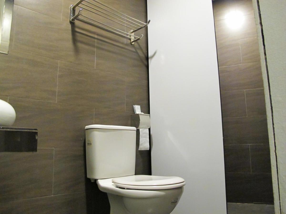 Classical Boutique Hotel Puchong Bagian luar foto