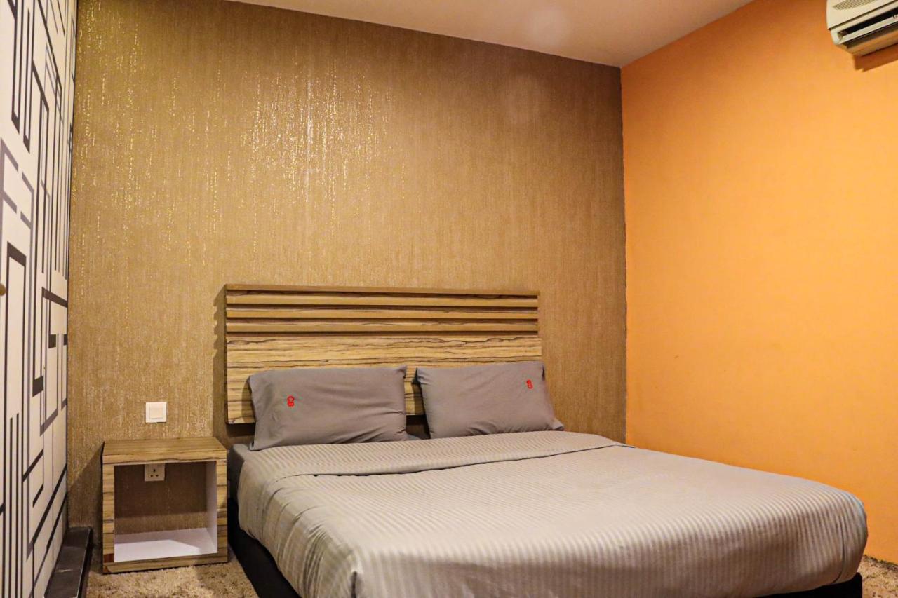 Classical Boutique Hotel Puchong Bagian luar foto
