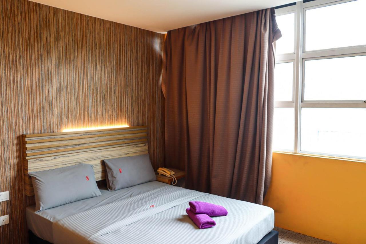 Classical Boutique Hotel Puchong Bagian luar foto